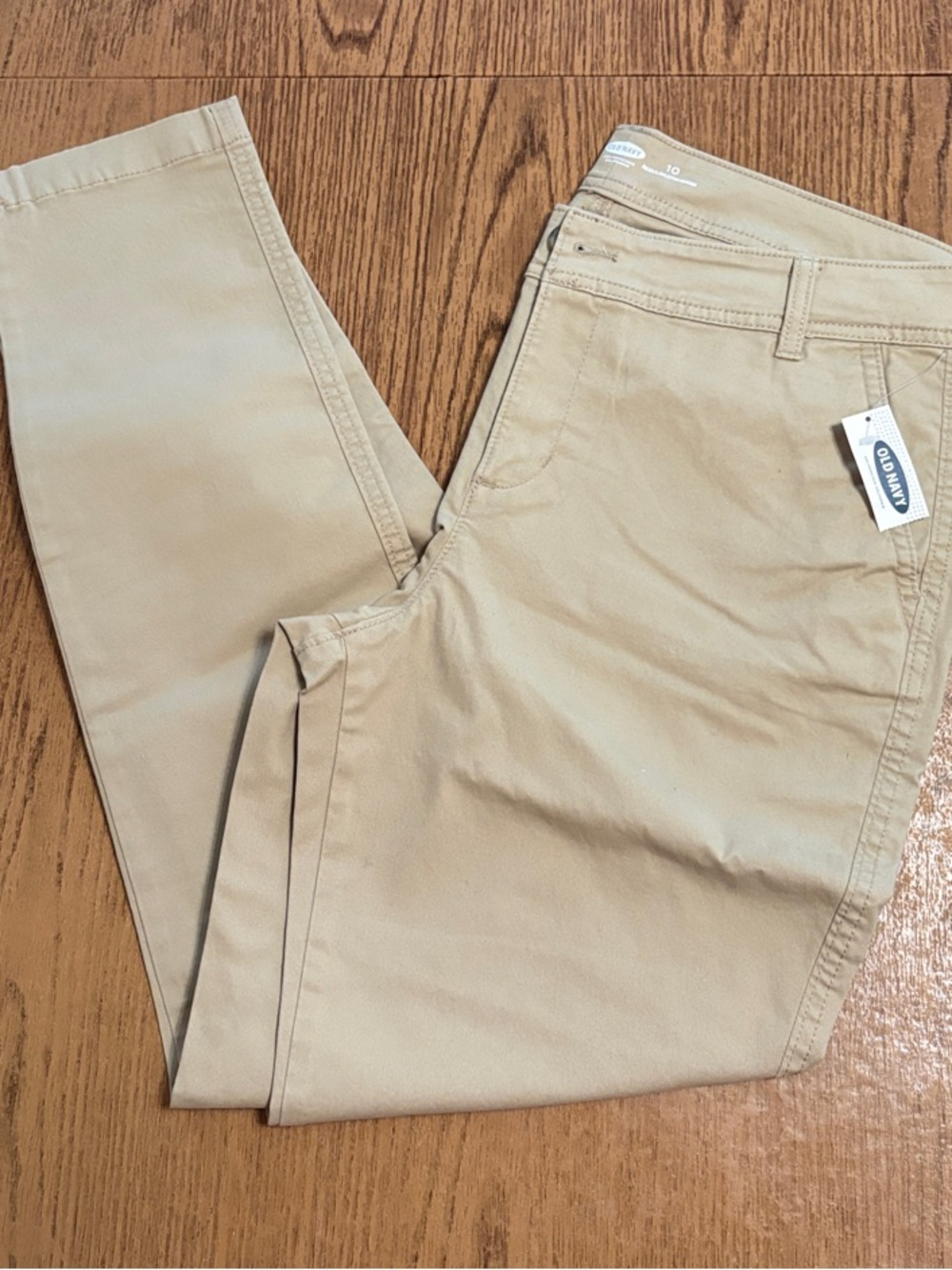 Old Navy Women’s Khaki Pants